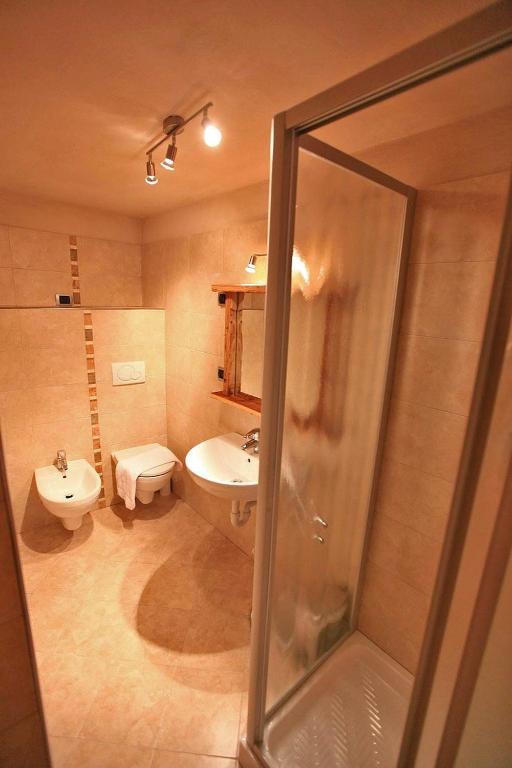 Hotel Maso Toneto Castello-Molina di Fiemme Pokoj fotografie